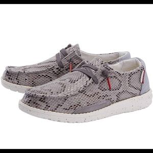 Blue python hey dudes!